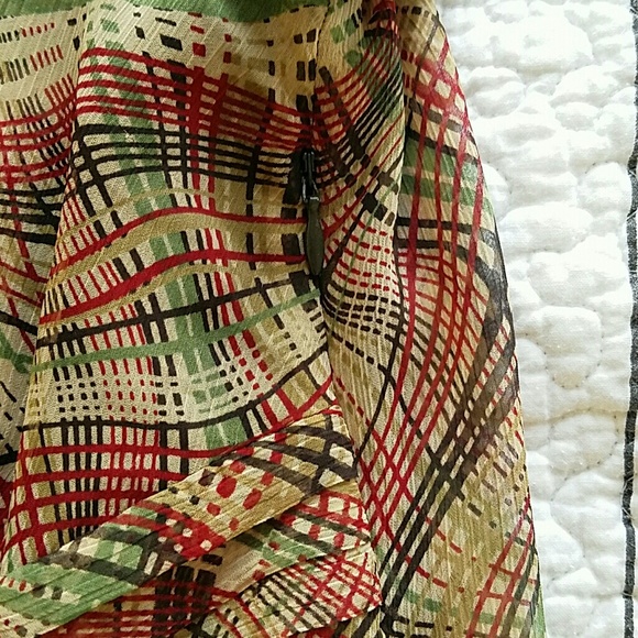 Final Price Drop! Ann Taylor LOFT Petite Chiffon Top with Camisole - Picture 3 of 5